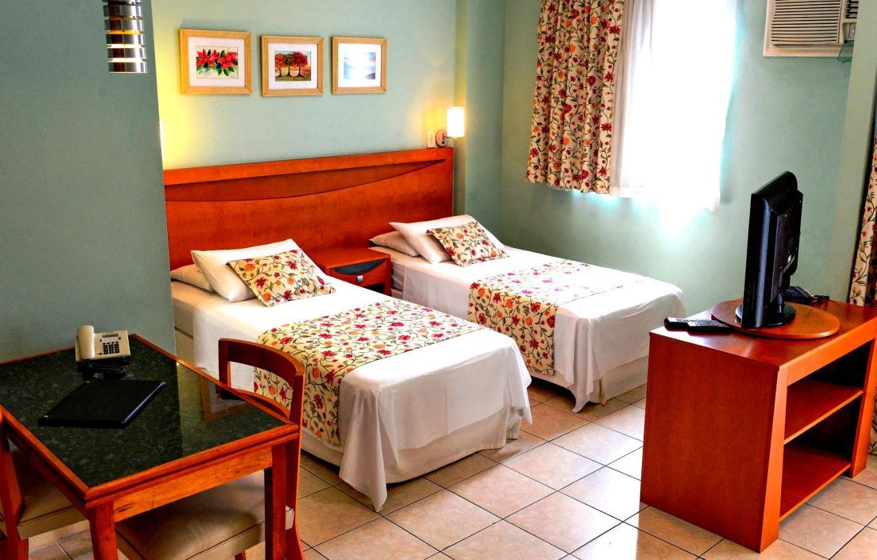 Summit Montese Tower Hotel Resende Bagian luar foto