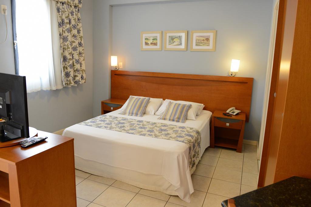Summit Montese Tower Hotel Resende Bagian luar foto